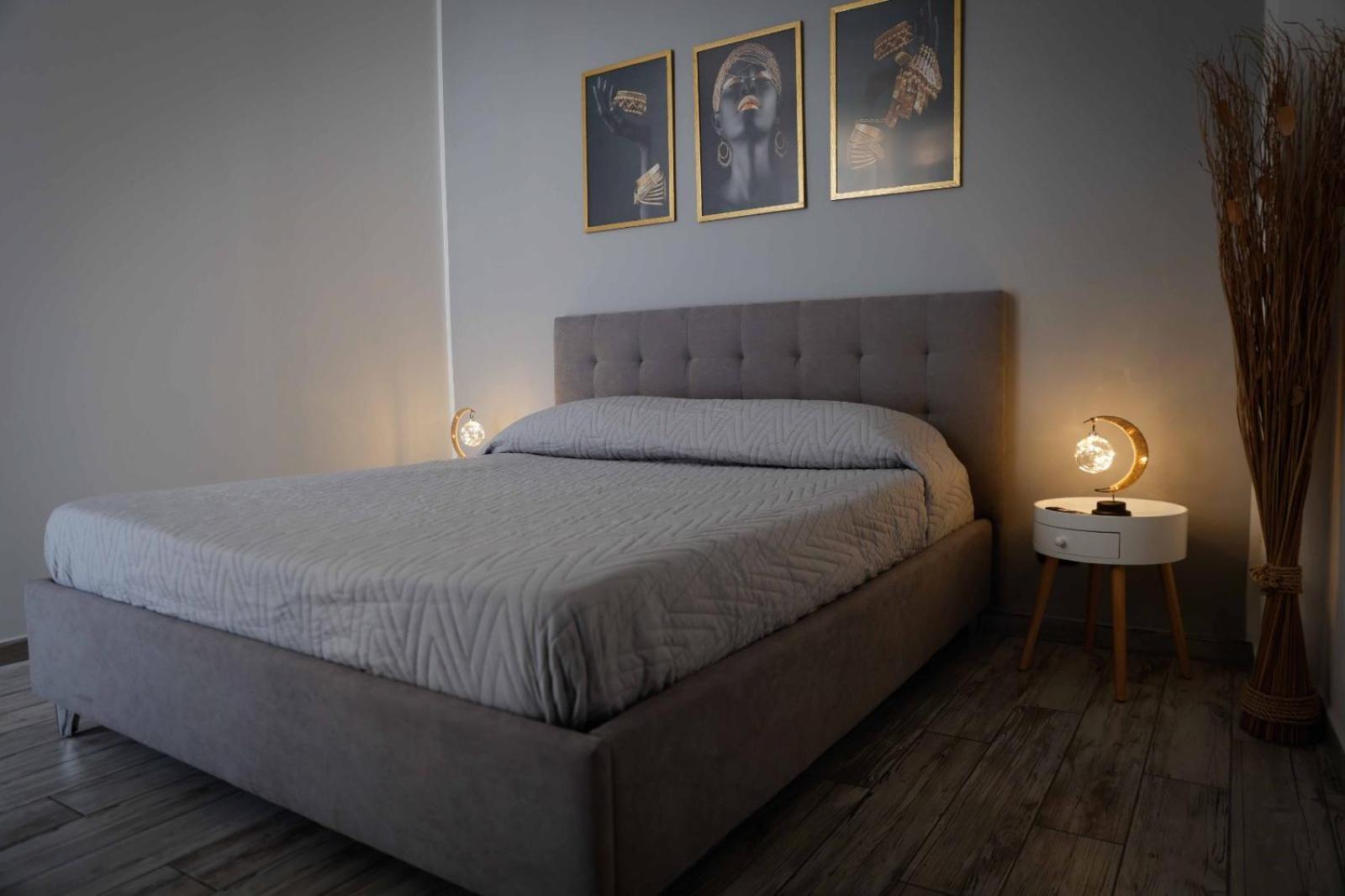 Stay In The Heart Of Salerno - Near The Duomo "La Finestra Sul Borgo" 외부 사진