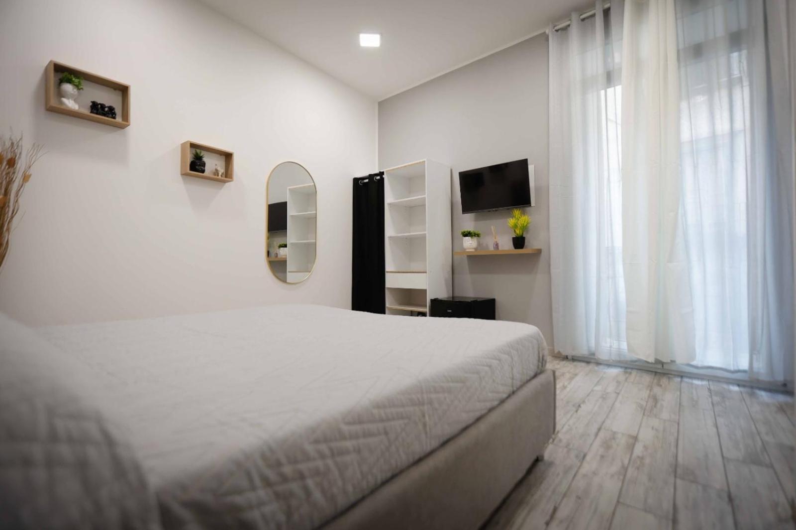 Stay In The Heart Of Salerno - Near The Duomo "La Finestra Sul Borgo" 외부 사진
