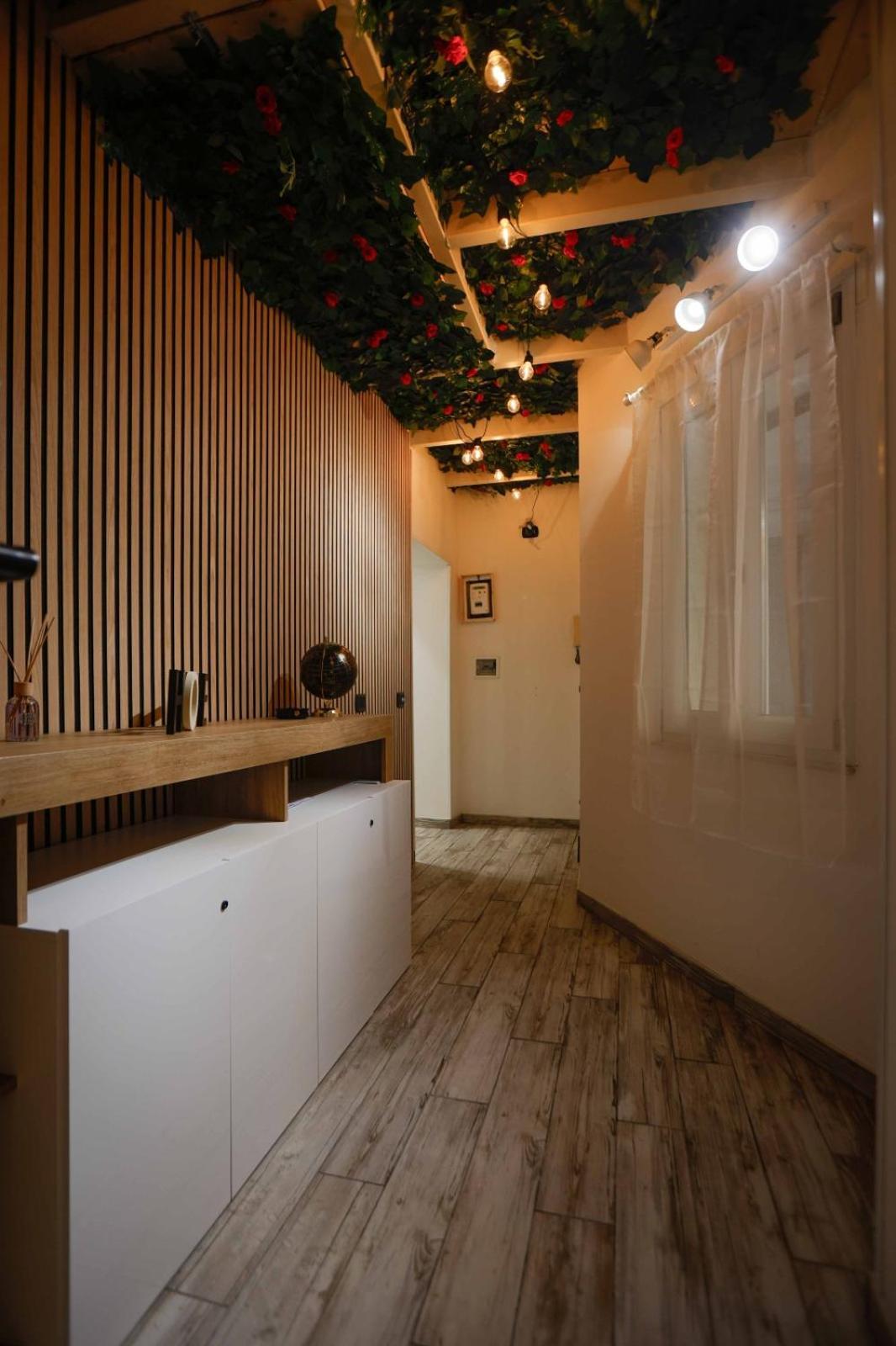 Stay In The Heart Of Salerno - Near The Duomo "La Finestra Sul Borgo" 외부 사진